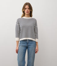 Laden Sie das Bild in den Galerie-Viewer, 0039Italy Kaschmir-Wolle-Mix Pullover Amadea Stripe Rundhalsausschnitt
