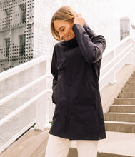 Load the image into the gallery viewer, Scandinavian Edition Outdoor Jacke Breeze
