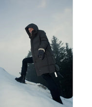 Load the image into the gallery viewer, Scandinavian Edition Winter Down Quilted Coat Swell
